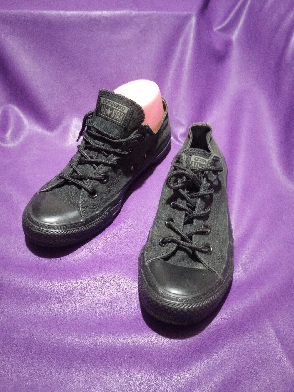 Converse Black Men's 4 Women's 6 Chuck Taylor All Star OX Sneakers Black M5039